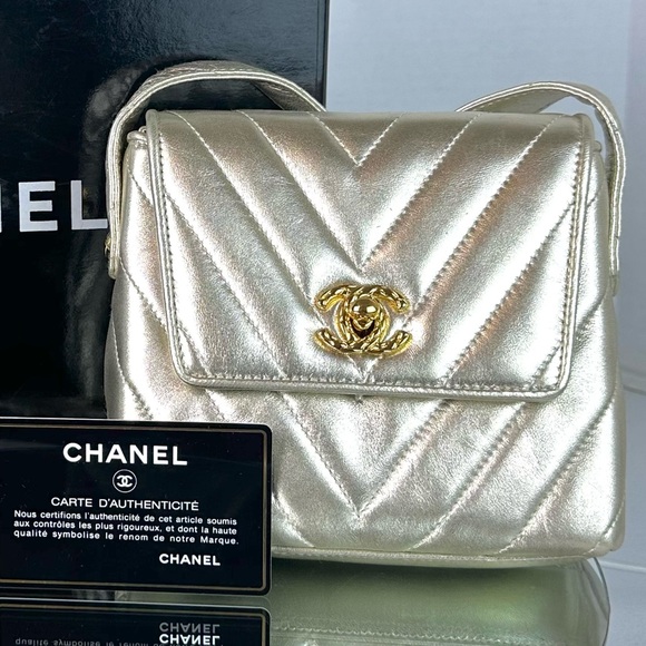 CHANEL MINI FLAP BAG GOLD LAMBSKIN LEATHER GHW - Picture 9 of 9